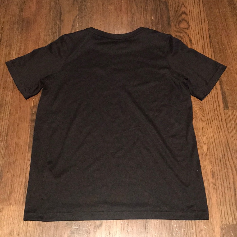 Nike Tee - Picture 4 of 4